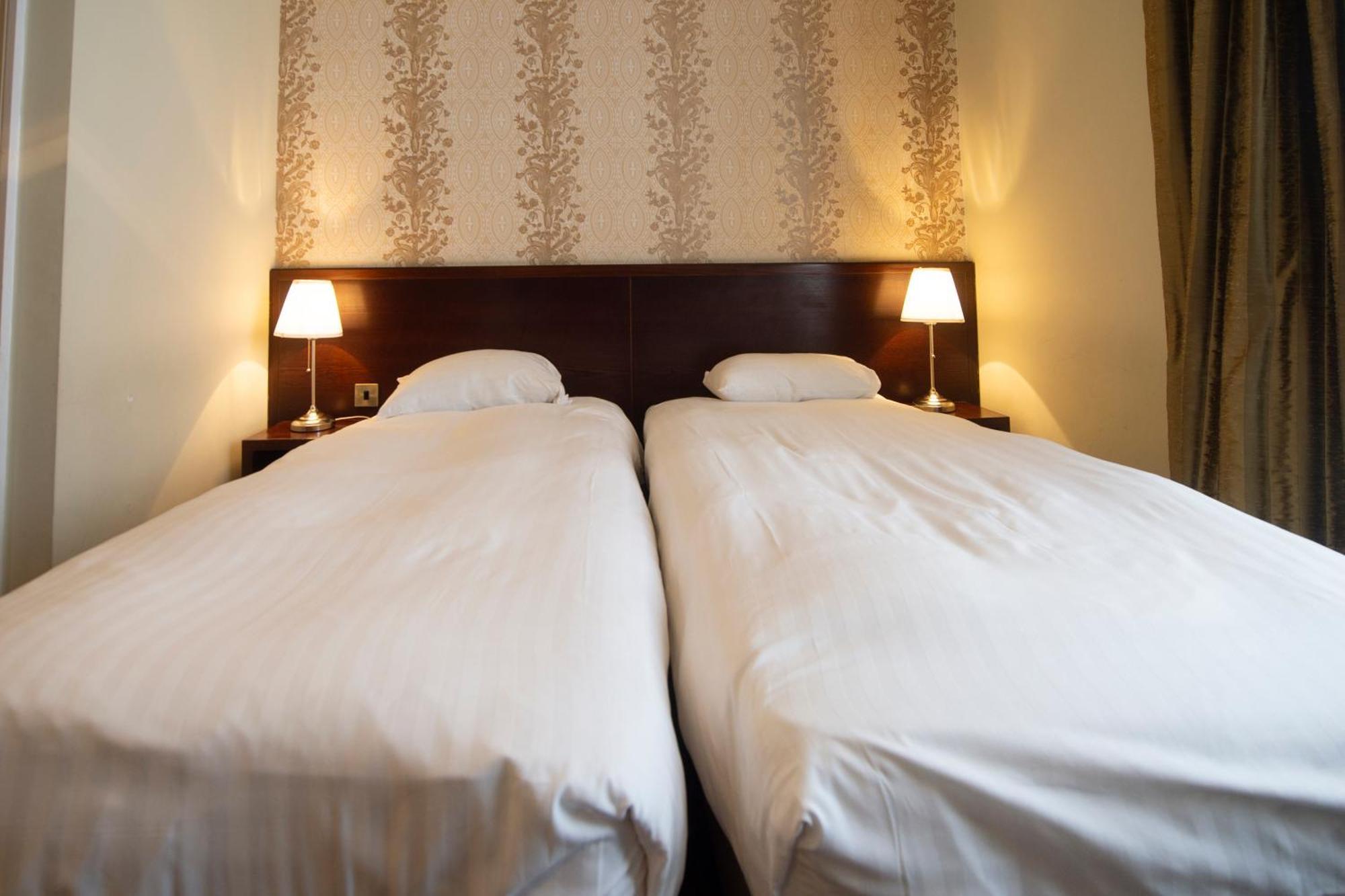 Cabot Court Wetherspoon Hotel Weston-super-Mare